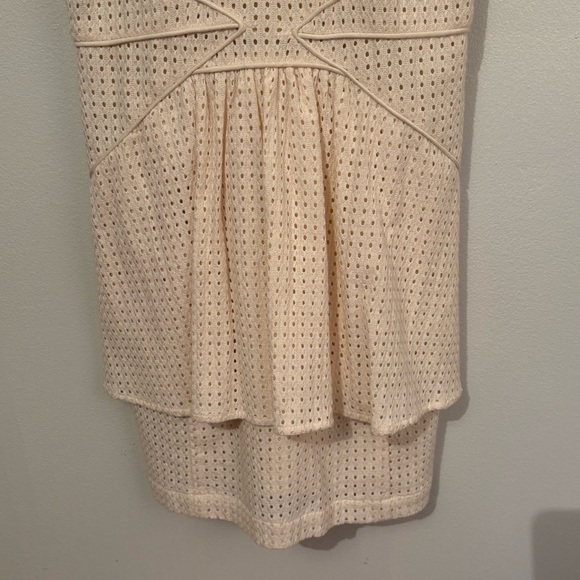 Addison Cream Tiered Ruched Halter Top XS - Picture 4 of 11